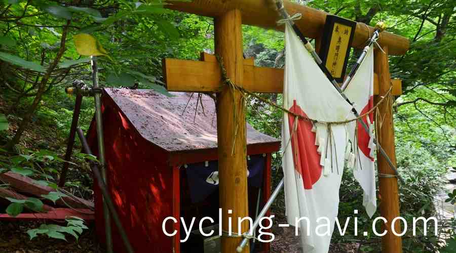 白神山地 暗門の滝歩道 奥暗門神社